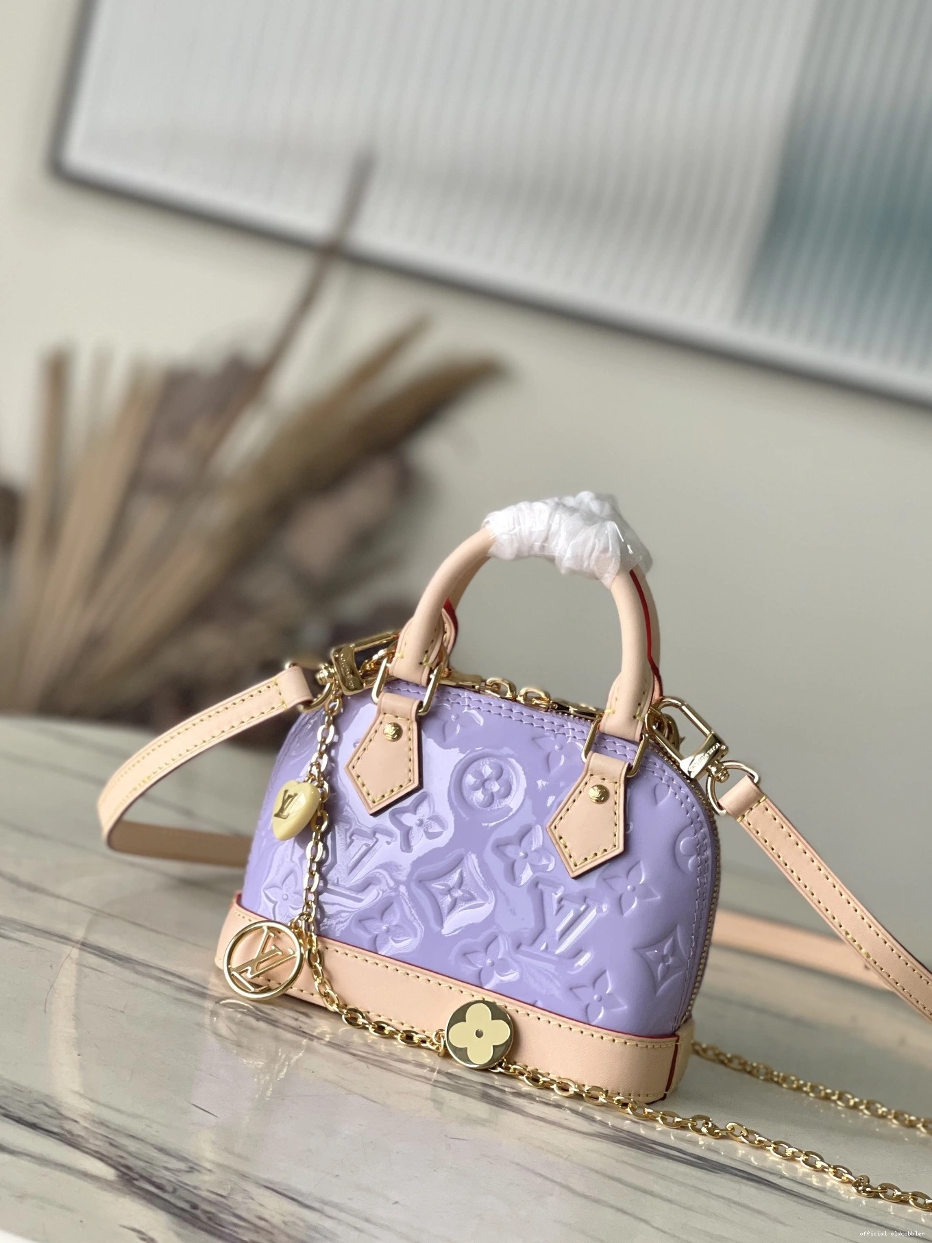 Official oldcobbler VUITTON Nano LOUIS Alma-18*12*8cm 0709